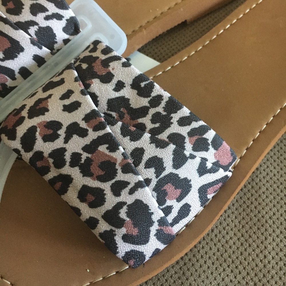 Leopard Slide Sandals - Picture 2 of 4
